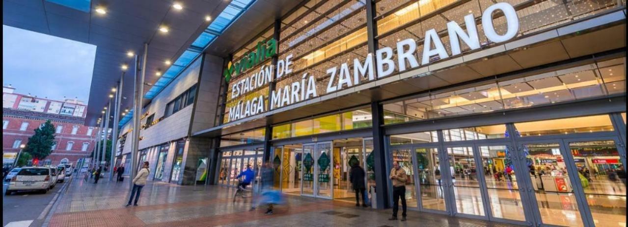 Habitacion Privada Centro Malaga Cerca Tren Maria Zambrano Y Playa Muy Buena Conexion Wifi Ngoại thất bức ảnh