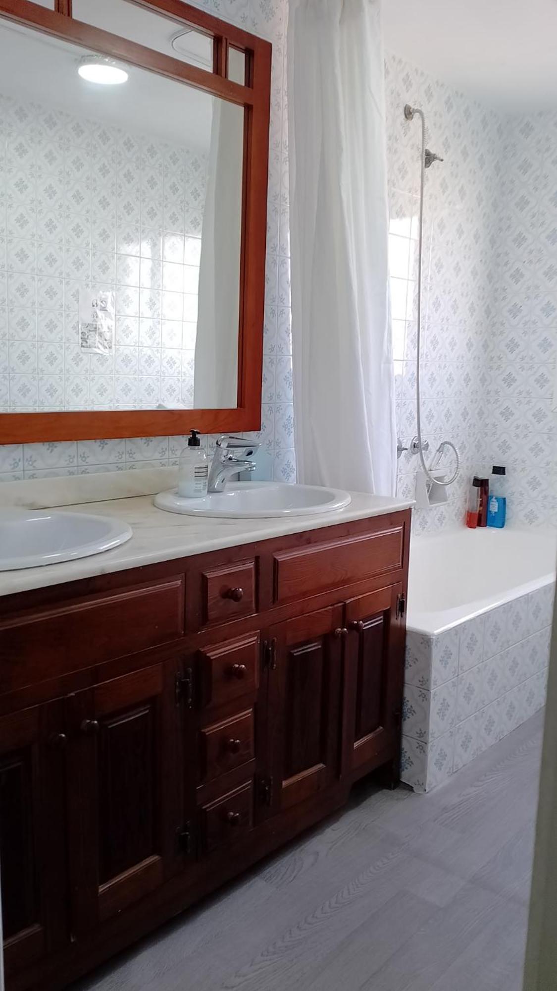Habitacion Privada Centro Malaga Cerca Tren Maria Zambrano Y Playa Muy Buena Conexion Wifi Phòng bức ảnh