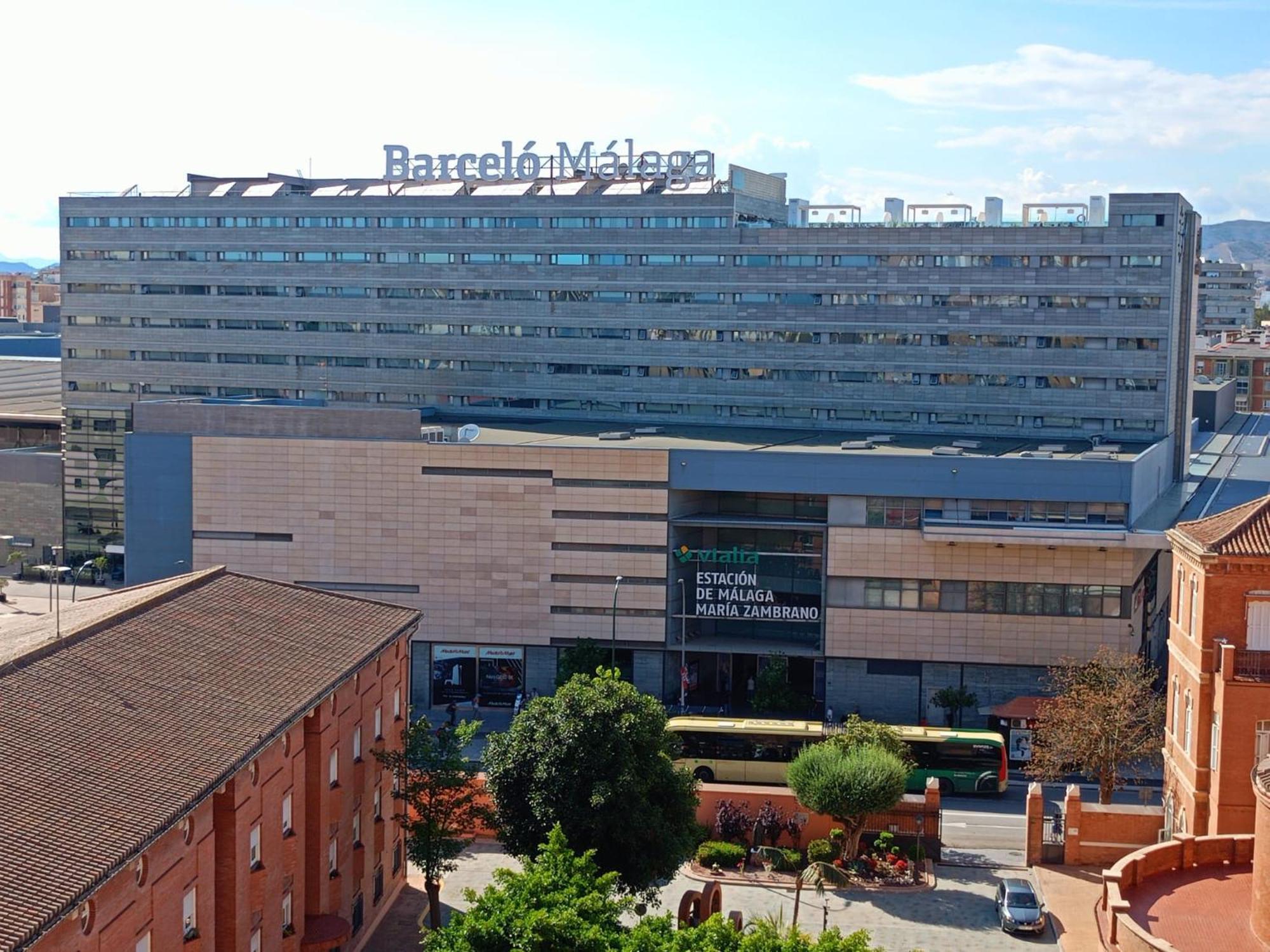 Habitacion Privada Centro Malaga Cerca Tren Maria Zambrano Y Playa Muy Buena Conexion Wifi Phòng bức ảnh
