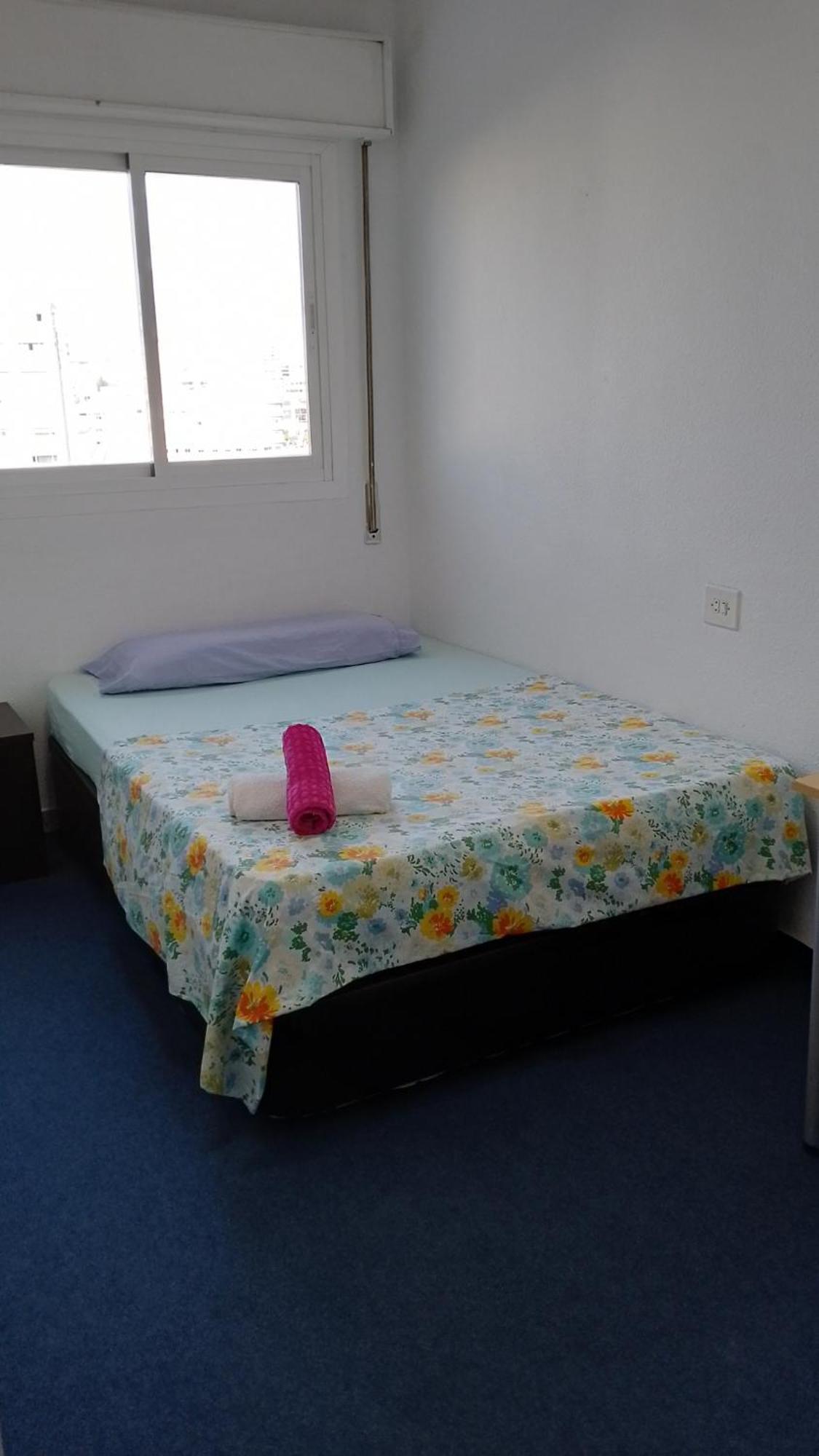 Habitacion Privada Centro Malaga Cerca Tren Maria Zambrano Y Playa Muy Buena Conexion Wifi Ngoại thất bức ảnh