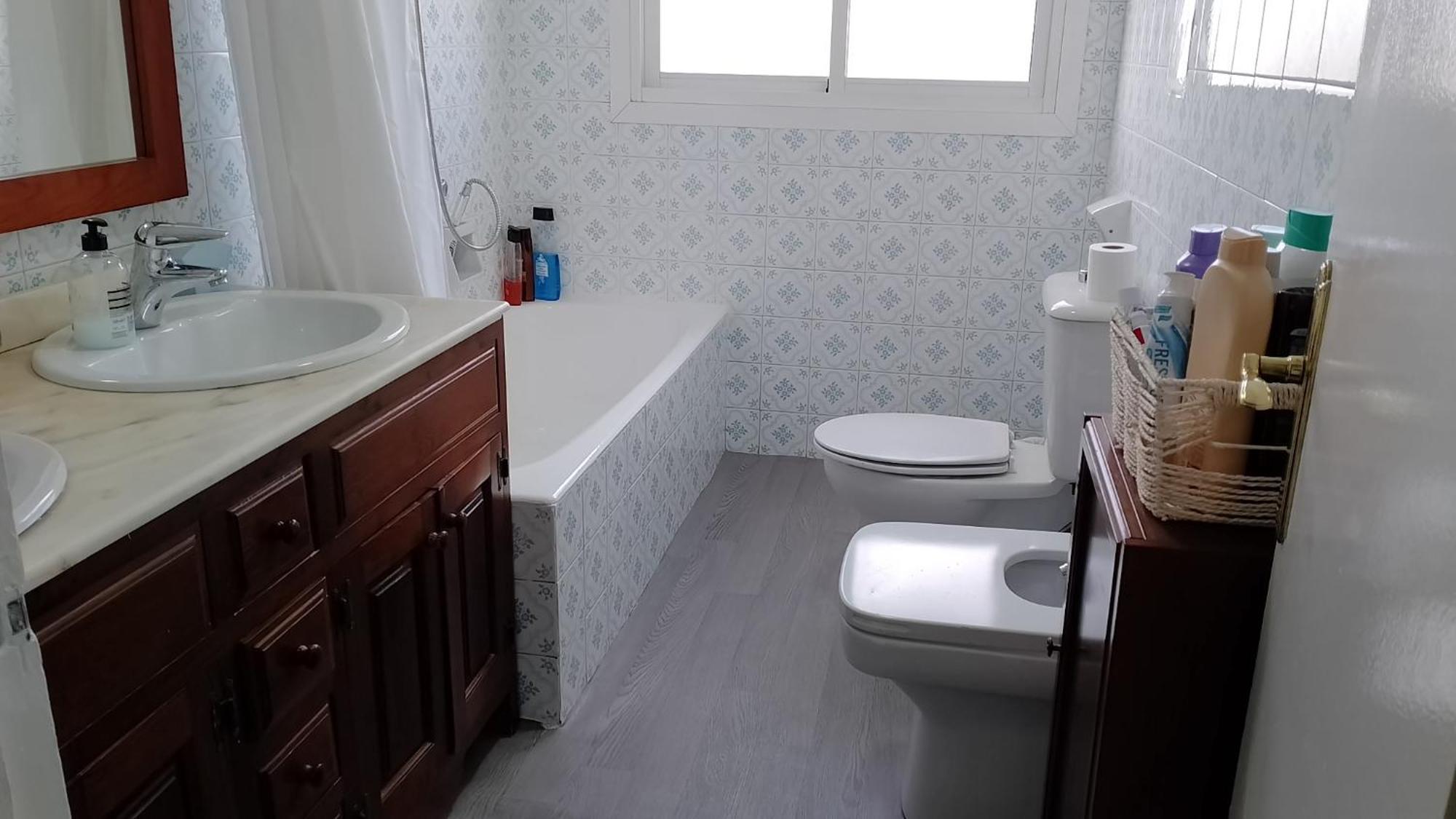 Habitacion Privada Centro Malaga Cerca Tren Maria Zambrano Y Playa Muy Buena Conexion Wifi Ngoại thất bức ảnh
