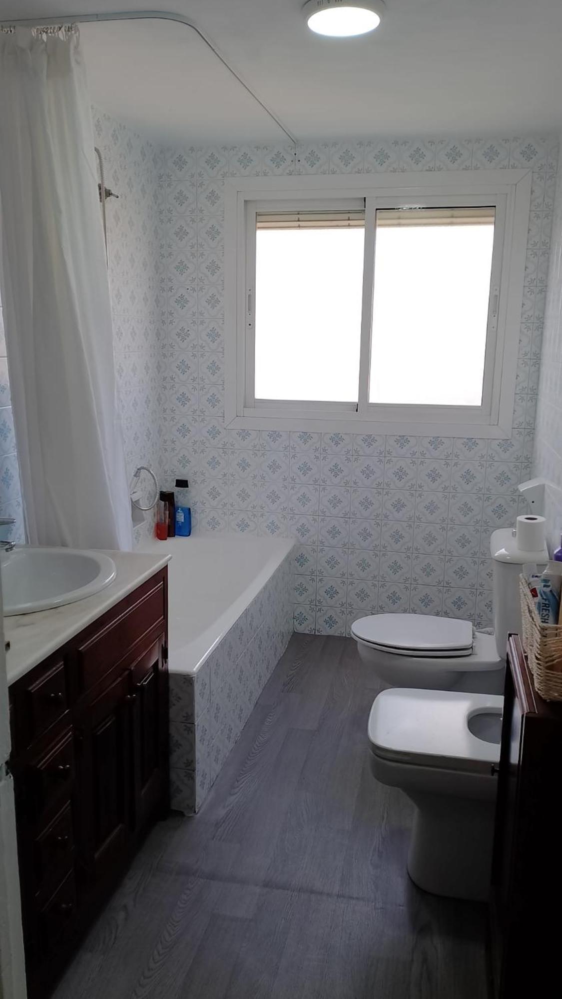 Habitacion Privada Centro Malaga Cerca Tren Maria Zambrano Y Playa Muy Buena Conexion Wifi Ngoại thất bức ảnh