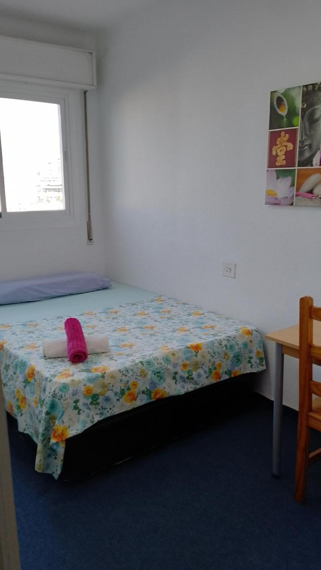 Habitacion Privada Centro Malaga Cerca Tren Maria Zambrano Y Playa Muy Buena Conexion Wifi Ngoại thất bức ảnh